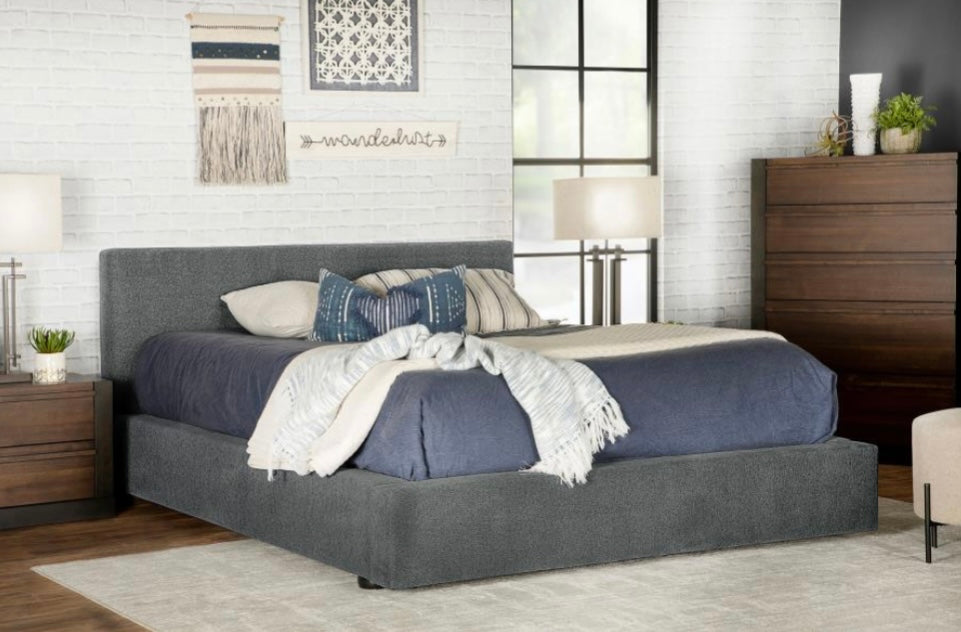 Gregory Upholstered King Bed 316020KE