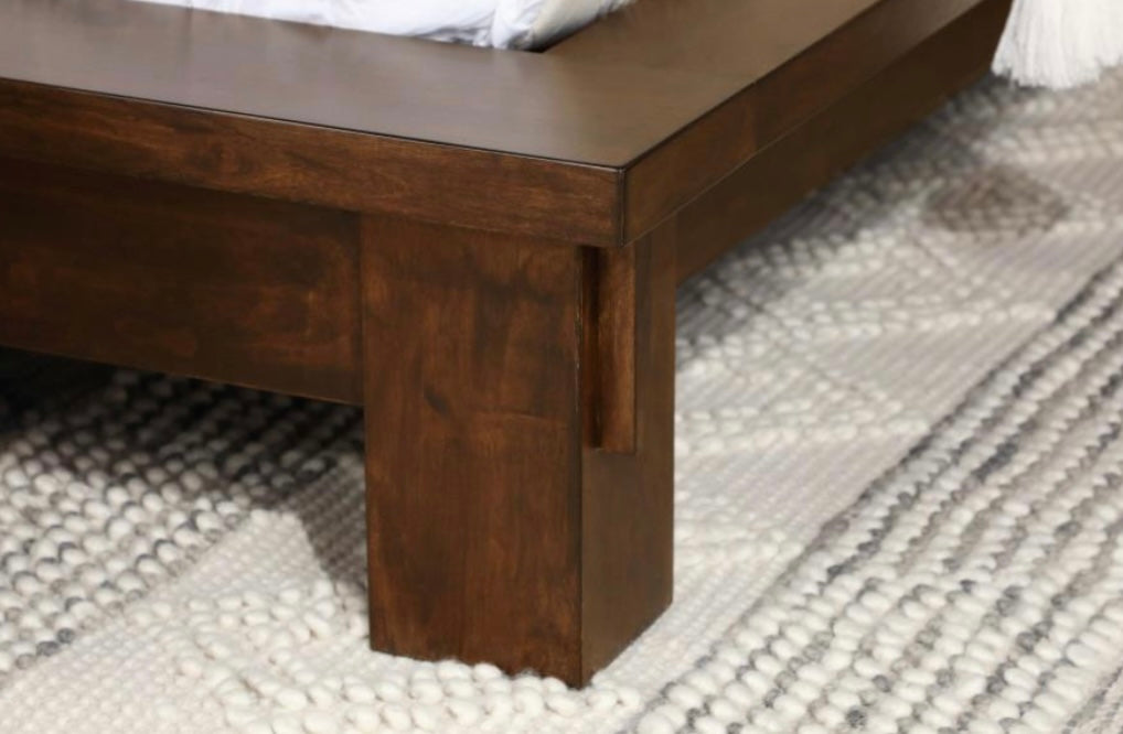 Genevieve King Bed 207491KE