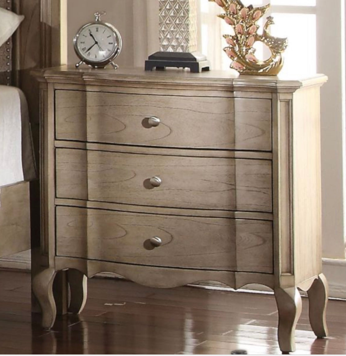 4 PCS King Bedroom Set 26047EK