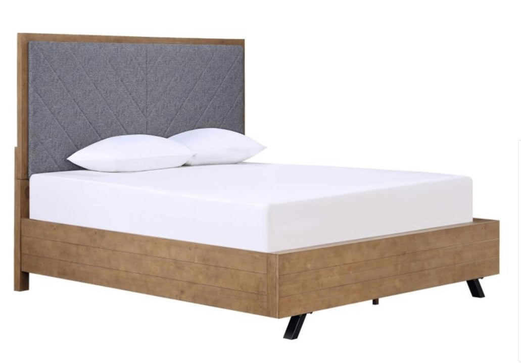 Taylor Upholstered Queen Bed 223421Q