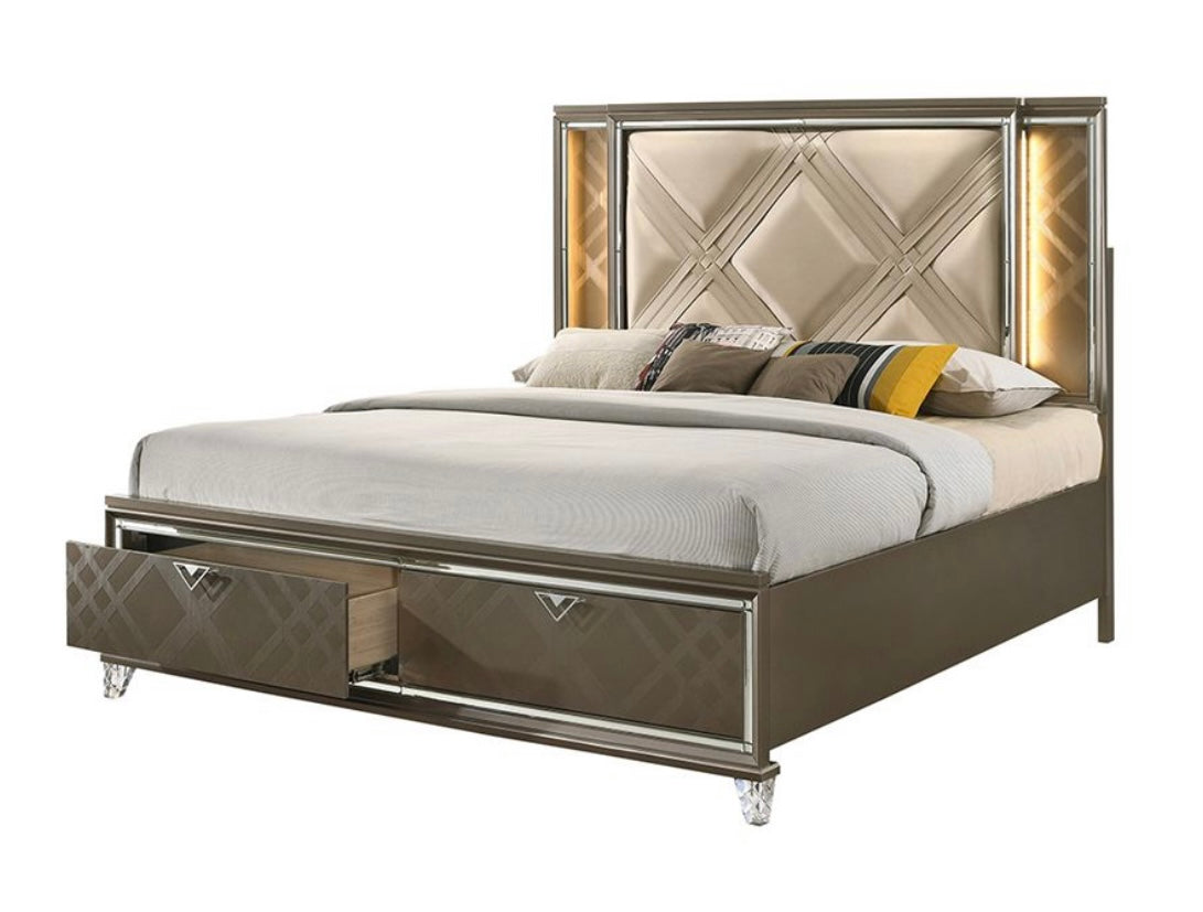 Skylar Queen Bed 25320Q