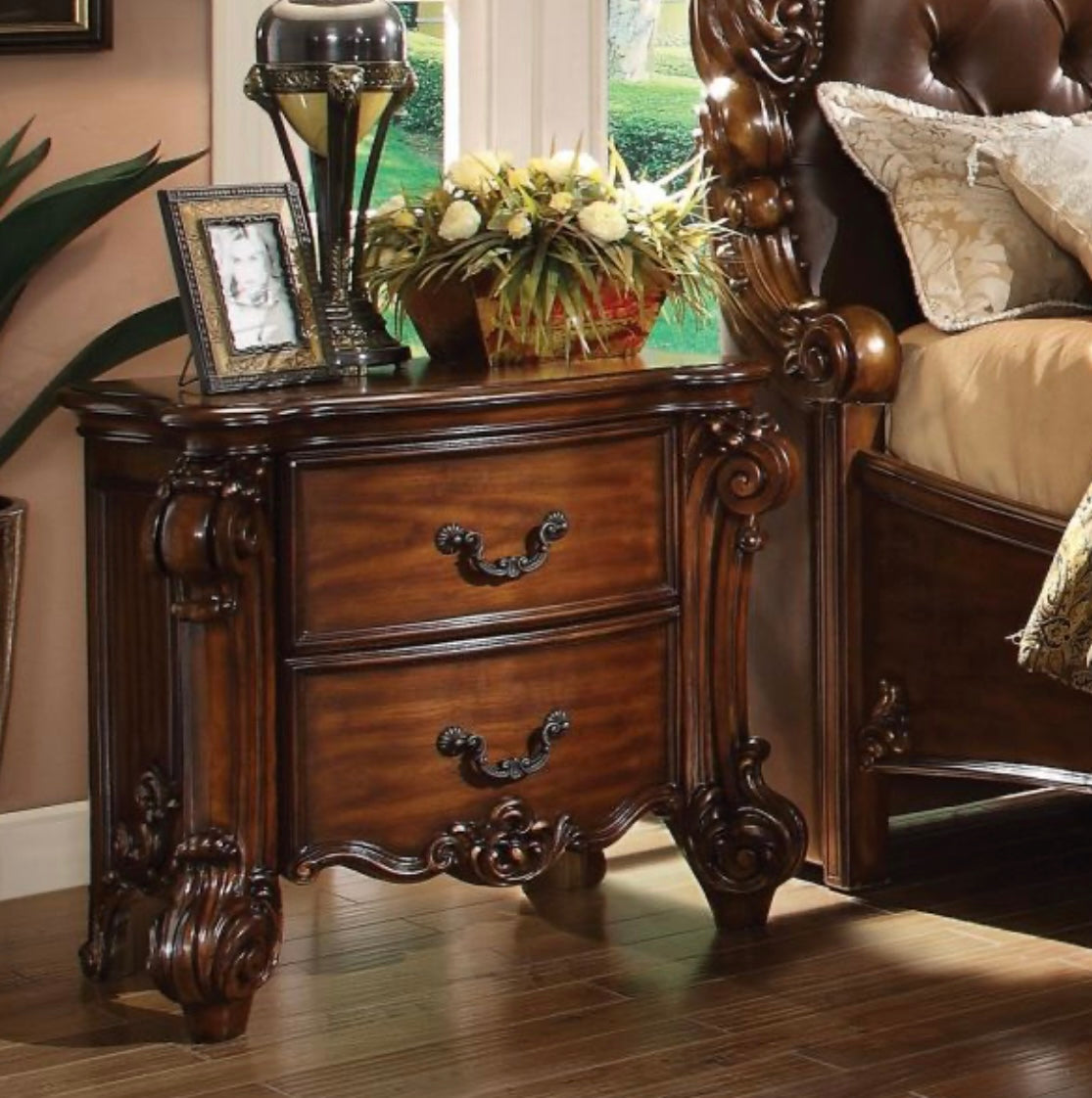 4 PCS Vendome Queen Bedroom Set 22000Q