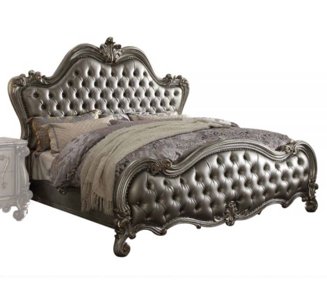 Versailles II Queen Bed 26840Q