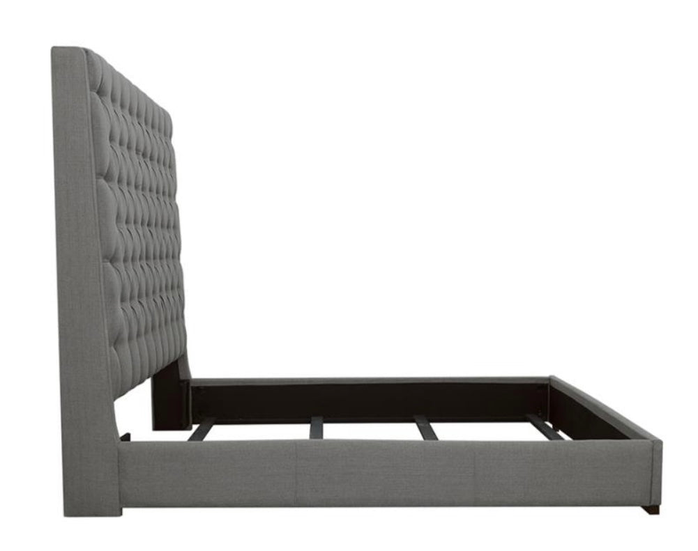 Camille Button Tufted King Bed 300621KE
