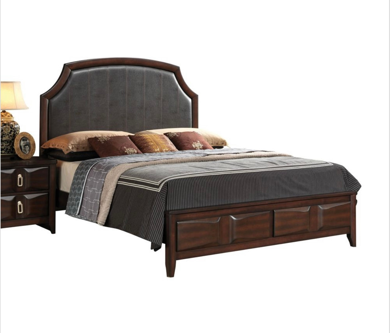 4 PCS Lancaster Queen Bedroom Set 24570Q