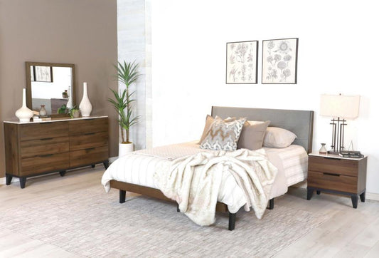 4 PCS Mays Queen Bedroom Set 215961Q-S4