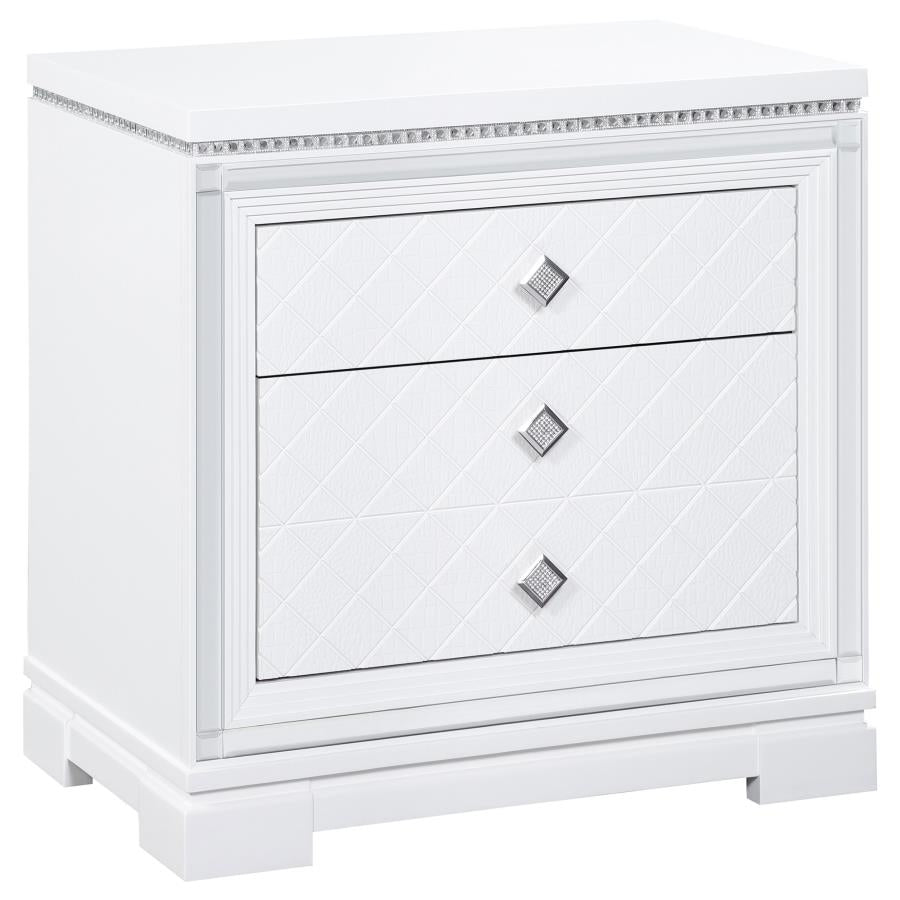 4 PCS Eleanor Queen Bedroom Set 223561Q-S4