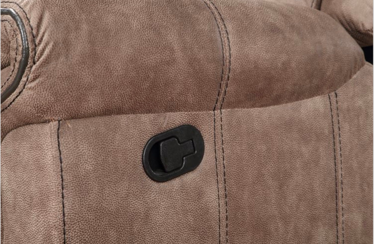 Dollum Sectional LV00397