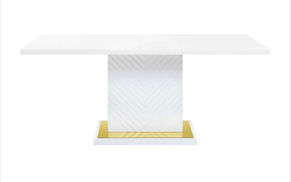 Juego de mesa de comedor Gaines de 7 piezas DN01258