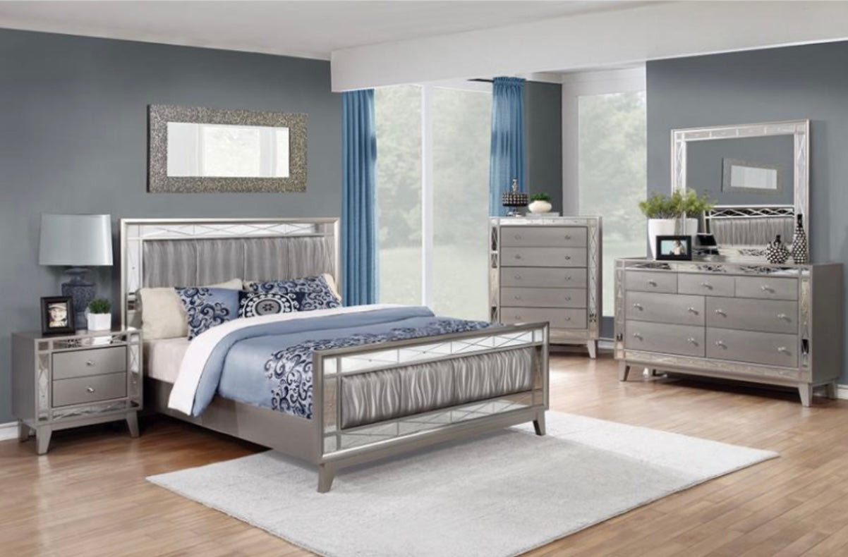 4 PCS Leighton Full Bedroom Set 204921F-S4