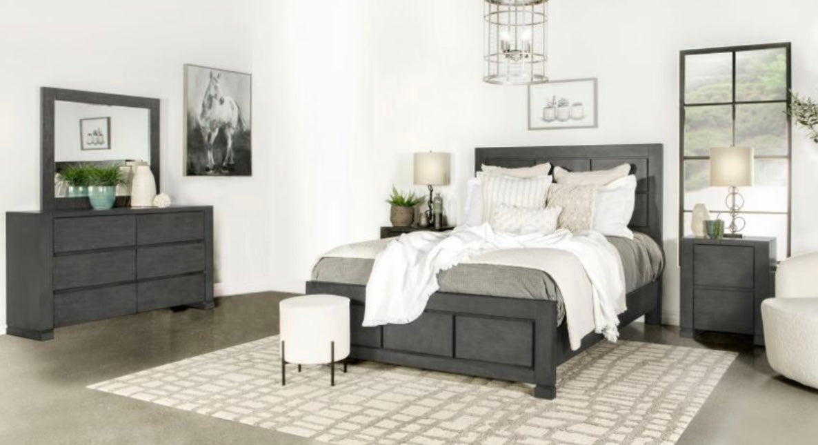 4 PCS Lorenzo Queen Bedroom Set 224261Q-S4