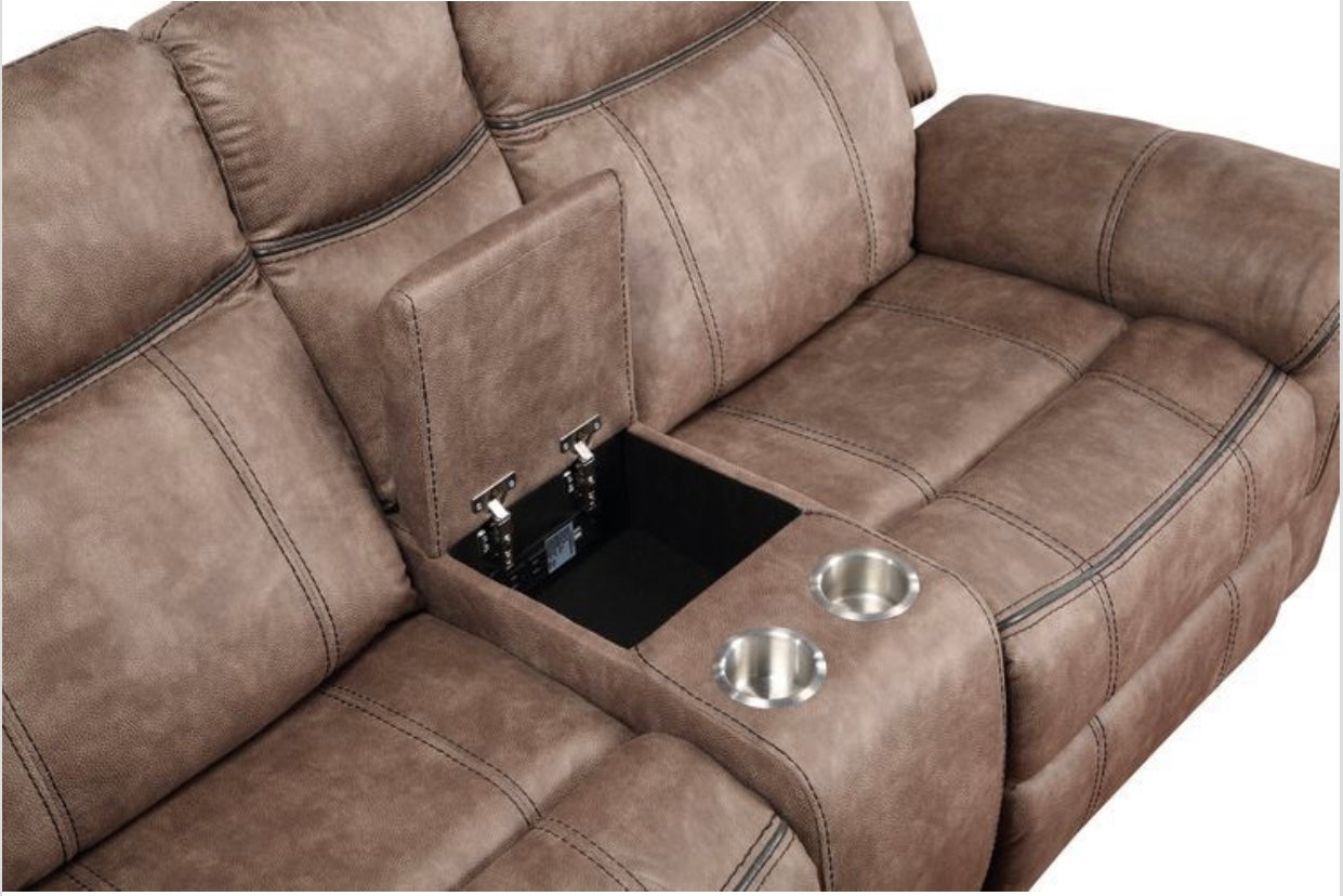 Dollum Sectional LV00397