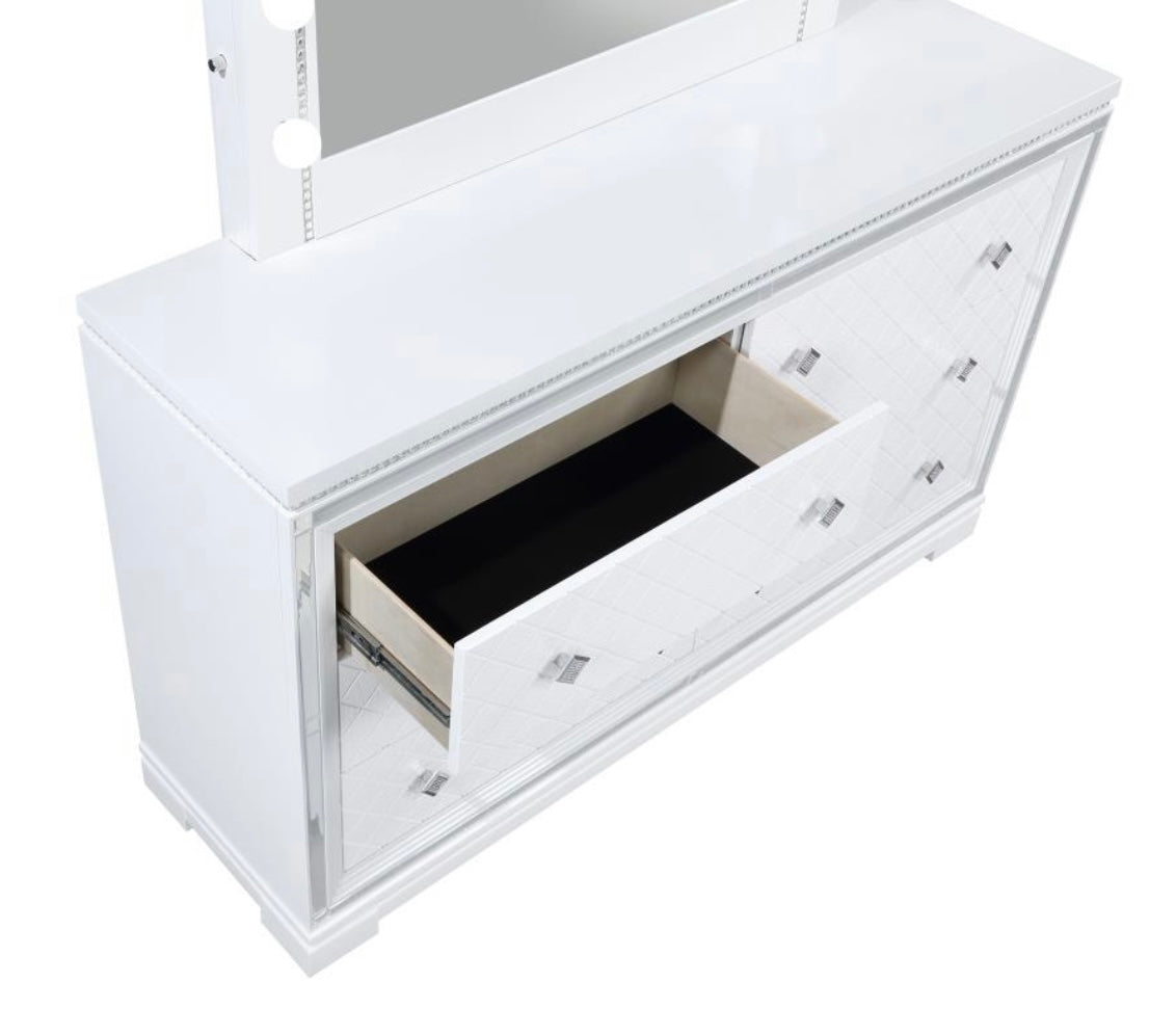 4 PCS Eleanor King Bedroom Set 223561KE-S4
