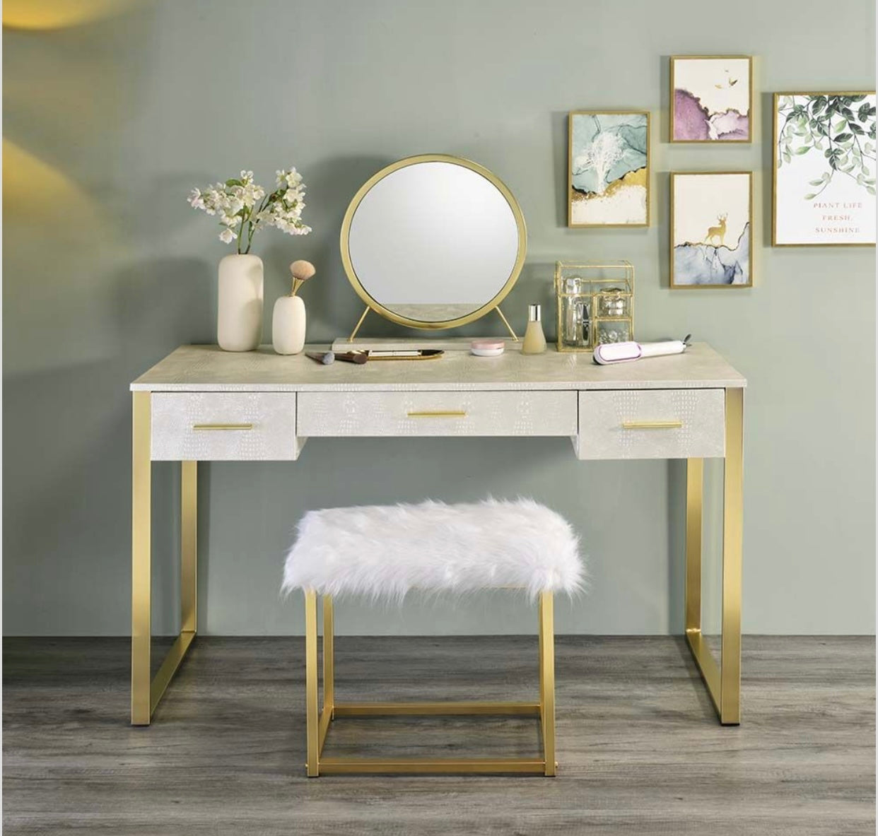 Myles Vanity Desk AC00841