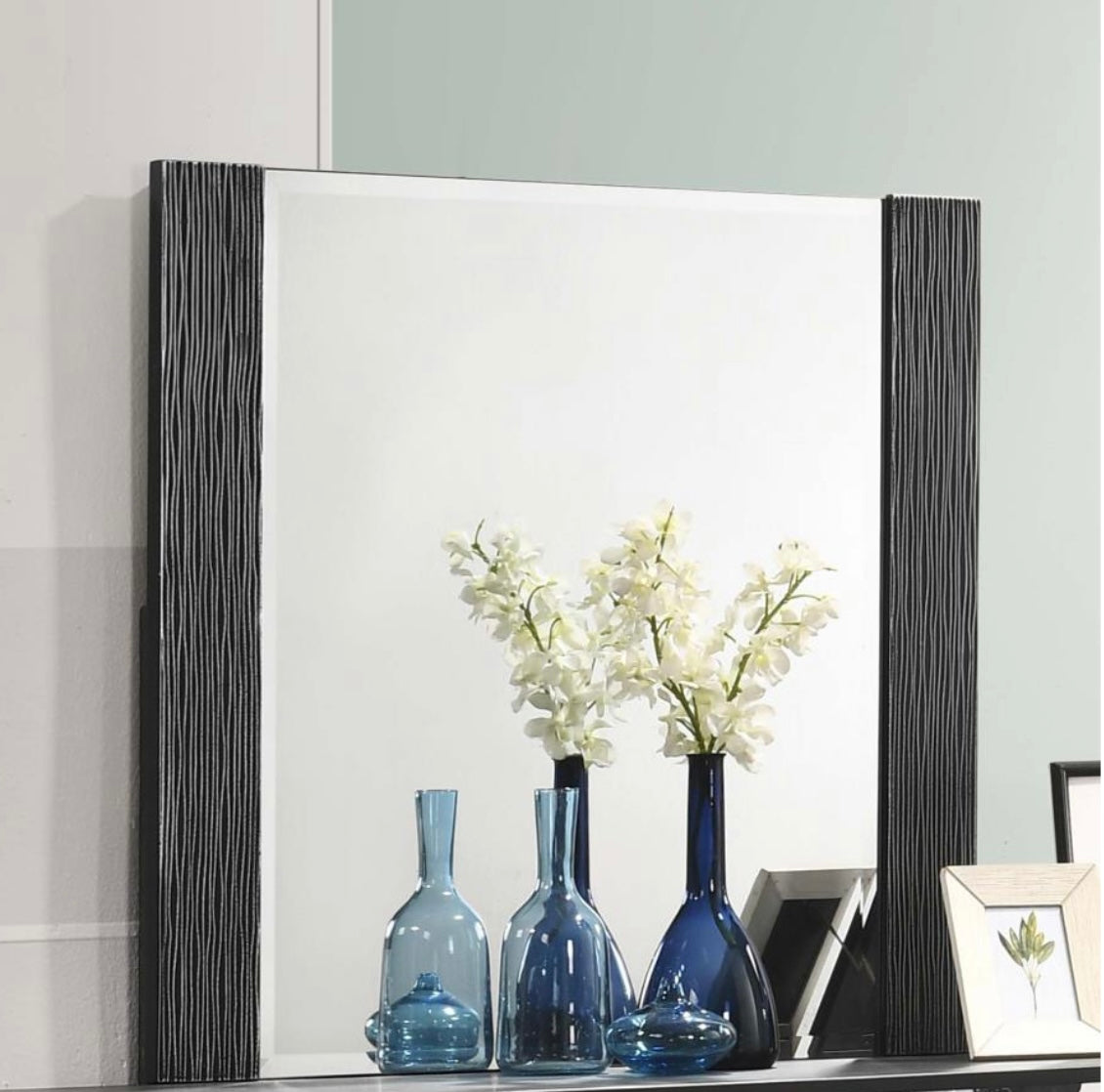 4 PCS Blacktoft Queen Bedroom Set 207101Q-S4