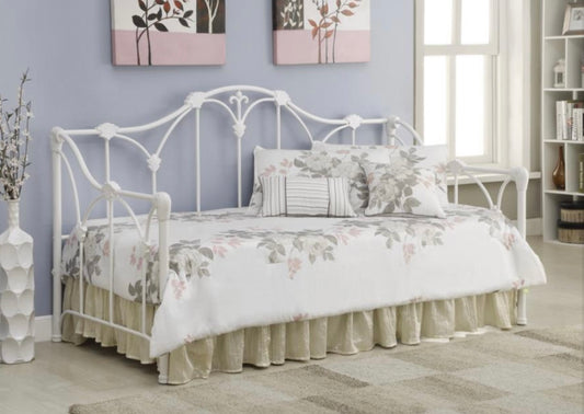 Twin Metal Daybed with Floral Frame White 300216