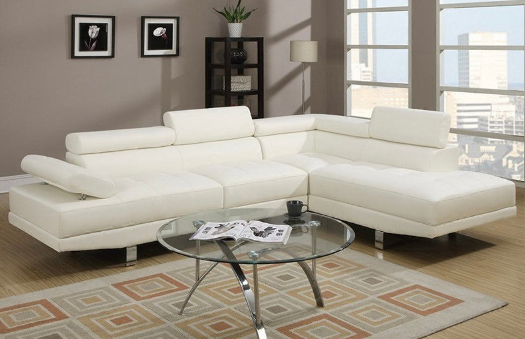 White Sectional F7320