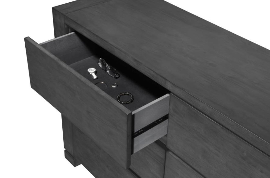 4 PCS Lorenzo Queen Bedroom Set 224261Q-S4